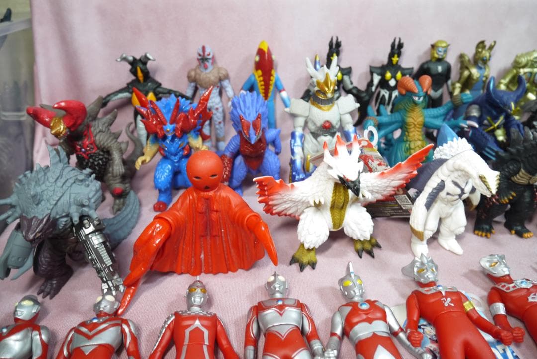 ウルトラヒーローシリーズ500　ウルトラ怪獣シリーズ500　ソフビ90体