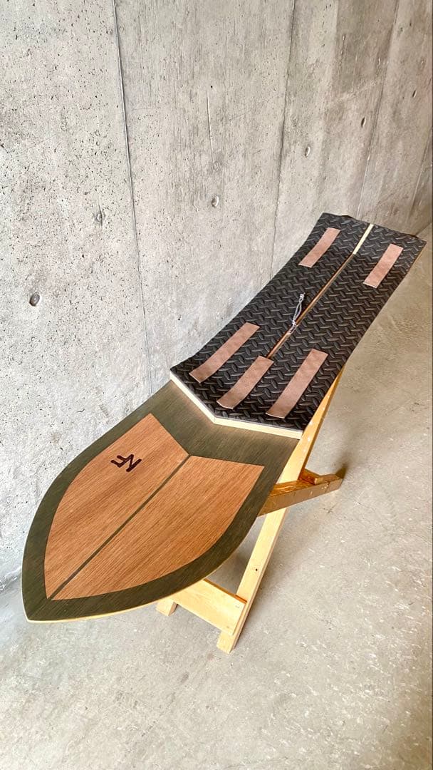 中古 NF 雪板 137cm 杉&ラワン スノートイ