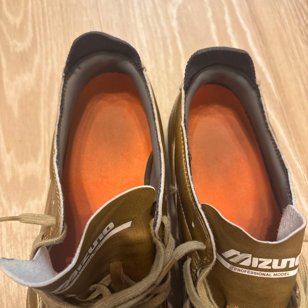Mizuno モレリアNEO ゴールド