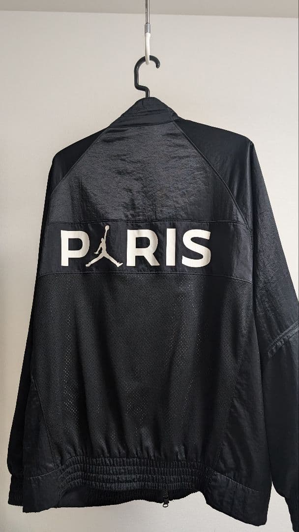 NIKE PSG パーカー　ジョーダン　パリサンジェルマン