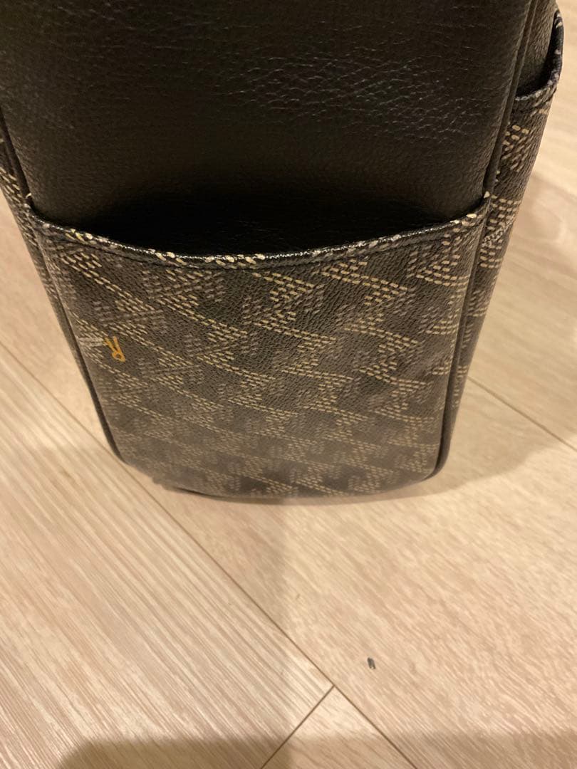 新品未使用品　Resurrection ブラック　ラウンドバックレザレクション