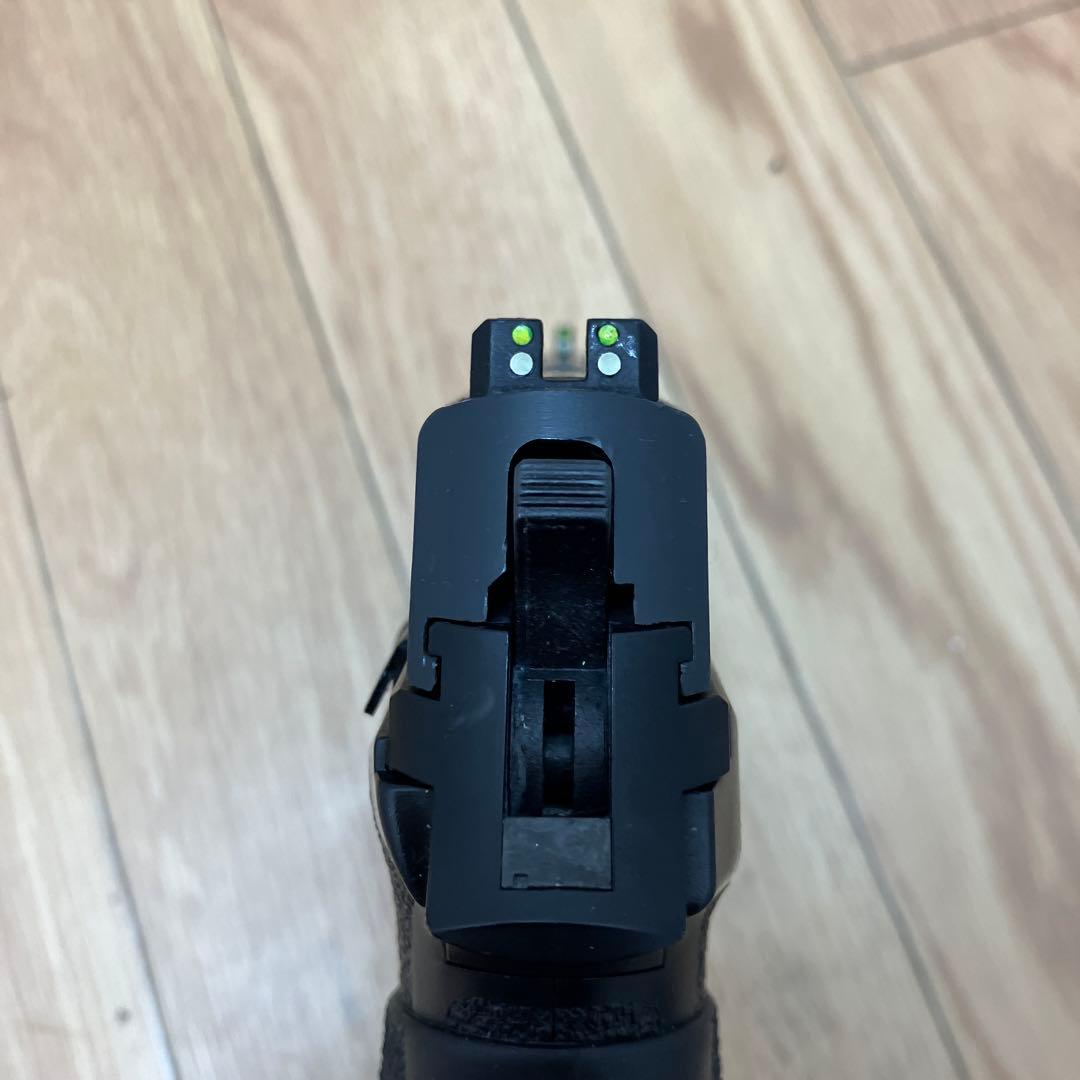 SIG SAUER P226 ガスガン 9mm Para ホルスター付　空気銃