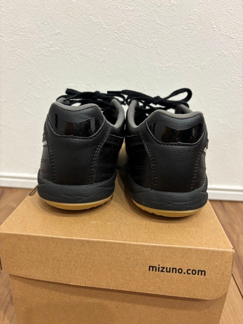 MIZUNO MORELIA フットサルシューズ