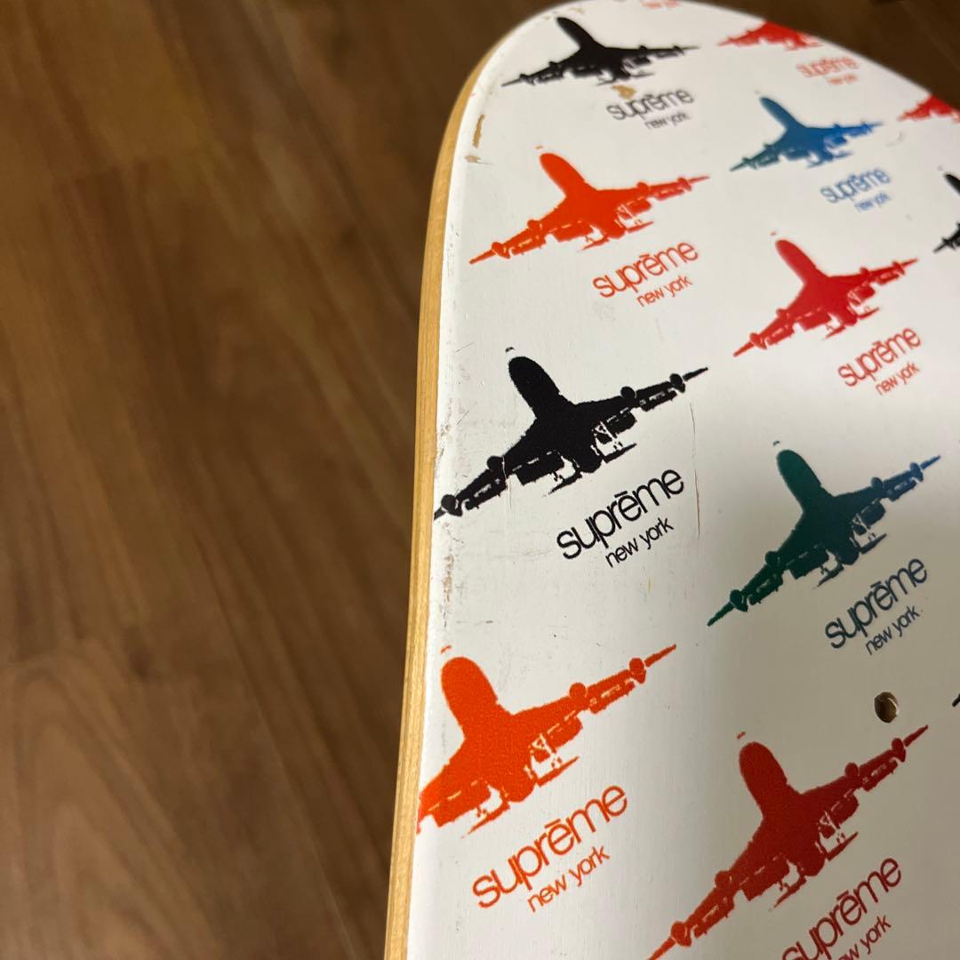 Supreme World Famous スケートボードデッキ　シュプリーム