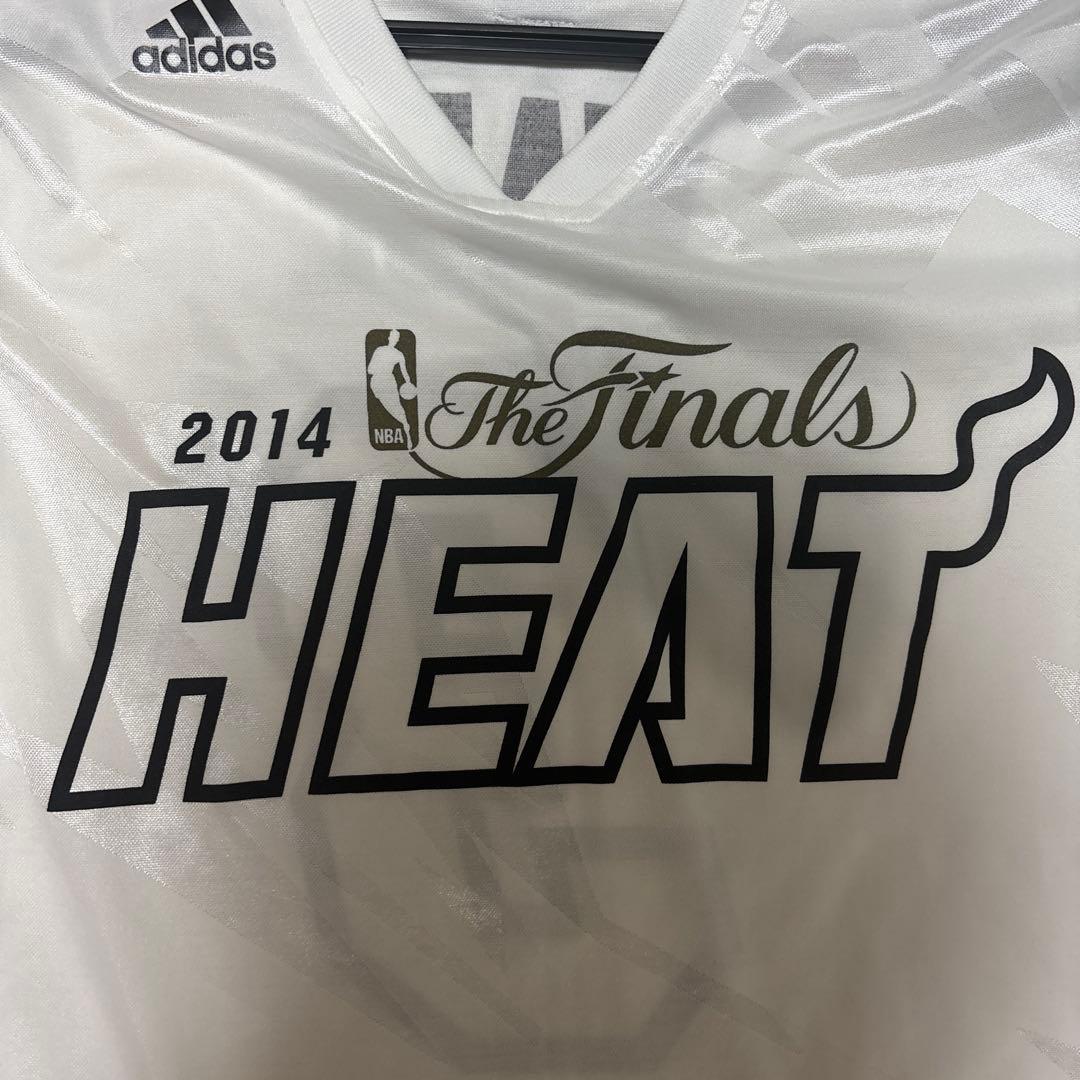 バスケ　NBA HEAT WADE FINAL Tシャツ