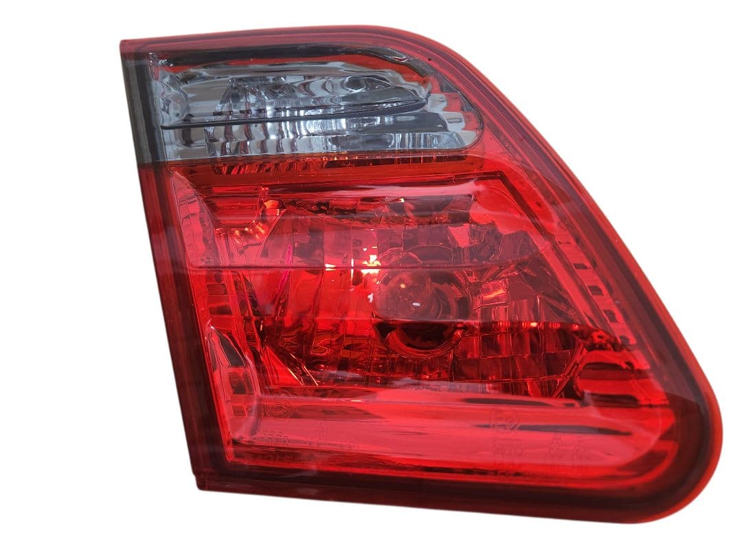 ​【未使用・訳あり】ベンツ Eクラス W210 テールランプ 左右セット