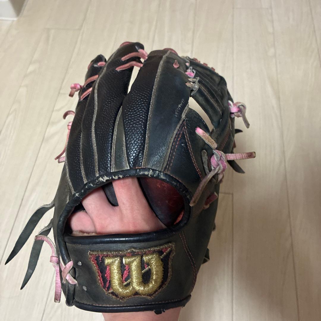 Wilson 硬式外野用グローブ 黒/ピンク