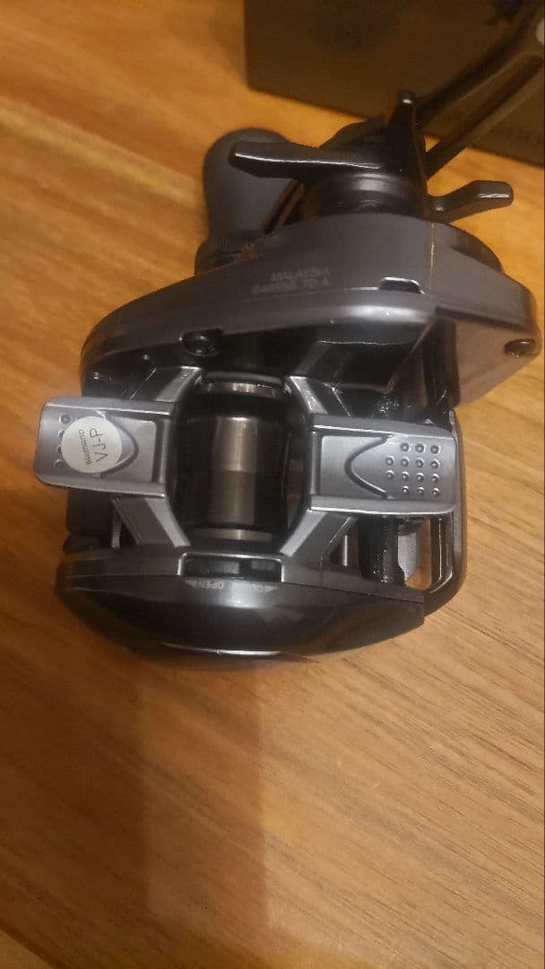 リール SHIMANO 24 SLX 70