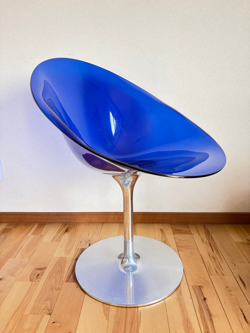 Kartell カルテル　エロエスチェア　一本脚