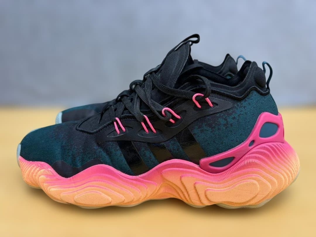 アディダスTRAE YOUNG 3トレイング27.5cmバッシュA2695
