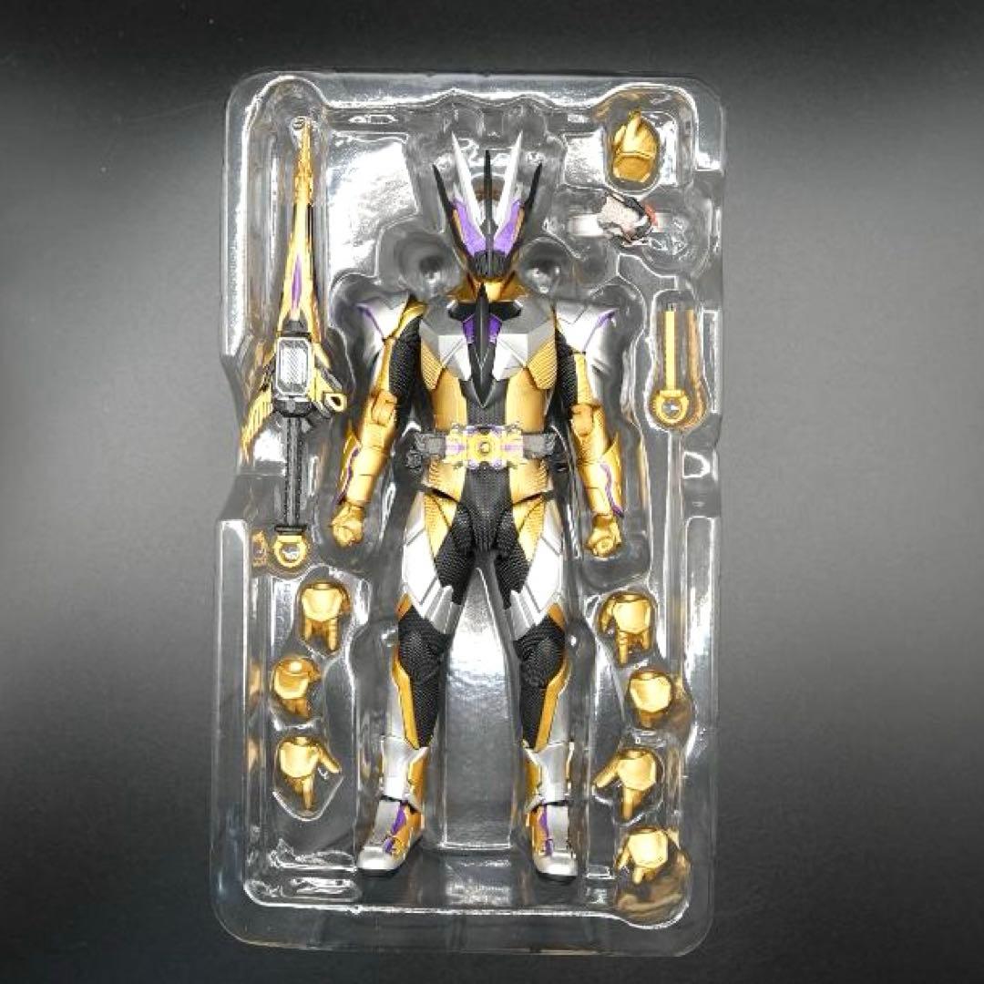 S.H.Figuarts 仮面ライダーサウザー