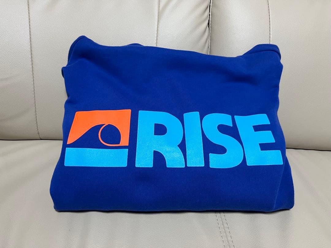 RISE JAPANの非売品パーカーXL