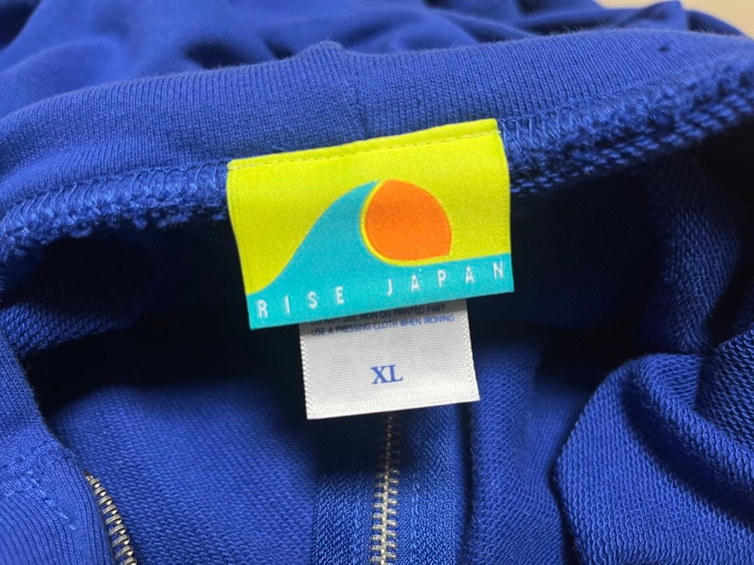 RISE JAPANの非売品パーカーXL