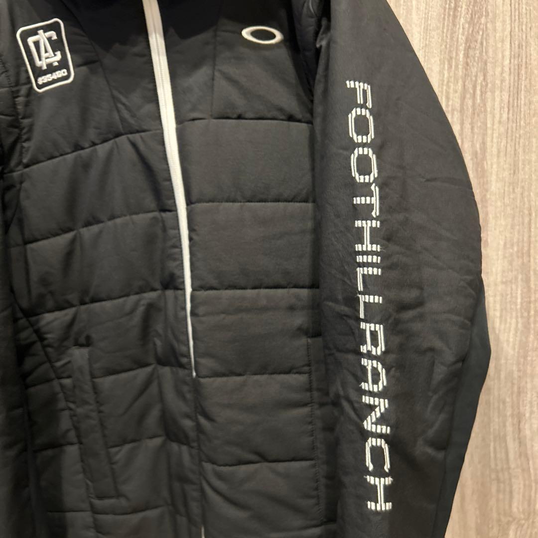 【美品】OAKLEY 中綿ハイブリッドジャケット ゴルフFOA404253 古着