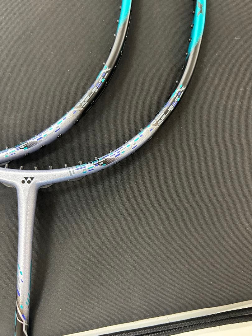 4ug6 アストロクス88Sプロ　2本　新品未使用　ヨネックス　バドミントン