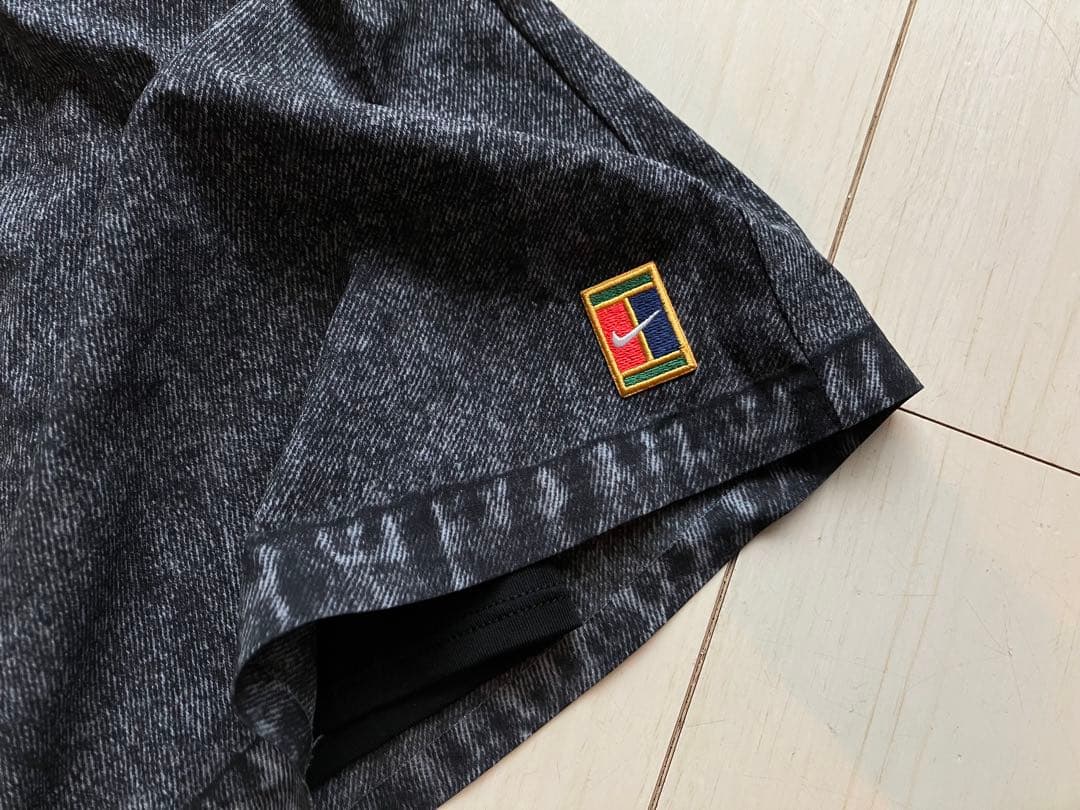 美品＊NIKEナイキ＊コート ブラックデニムデザイン スコートL