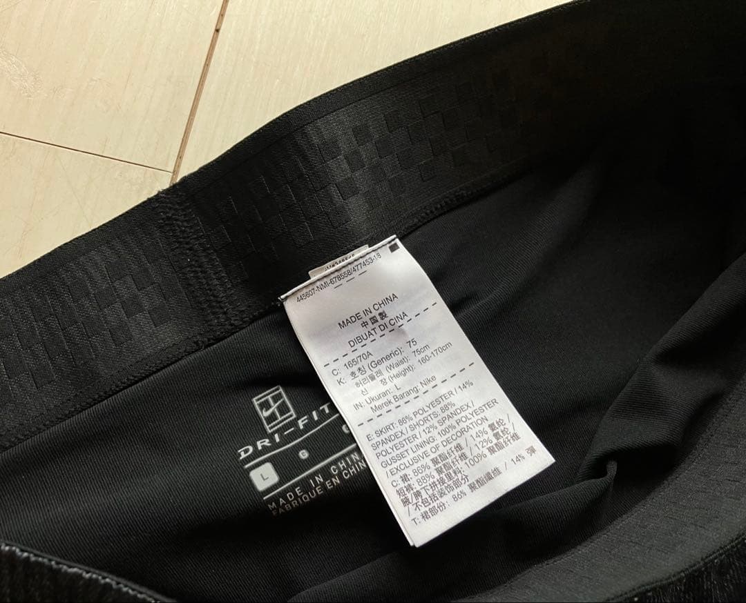 美品＊NIKEナイキ＊コート ブラックデニムデザイン スコートL