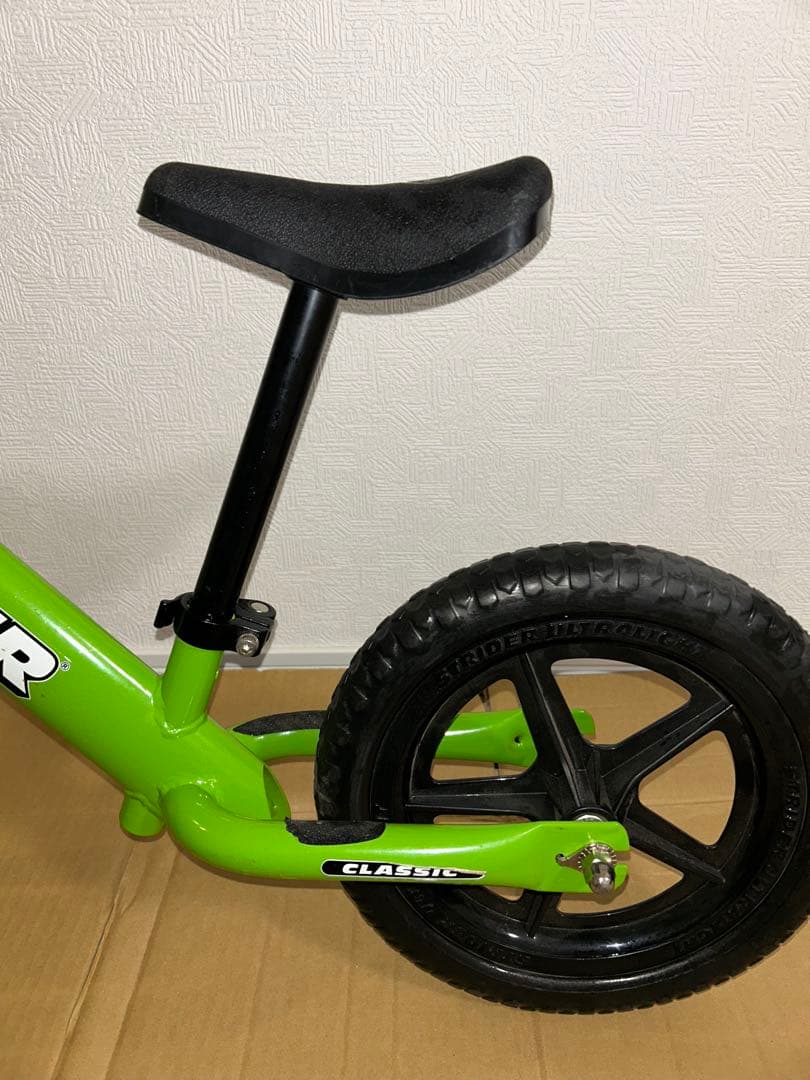 STRIDER ストライダー グリーン バランスバイク 12インチ　緑
