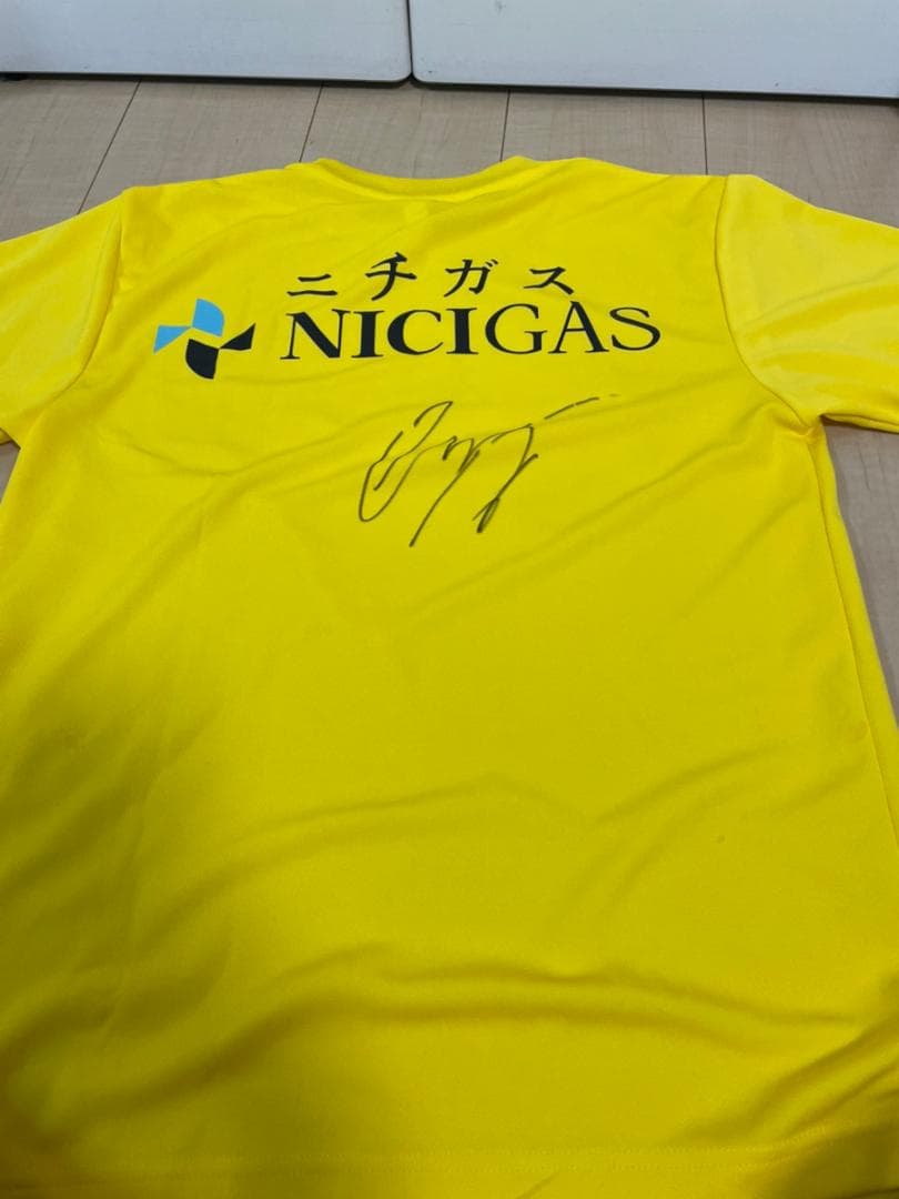★サイン入り★Tシャツ＆タオル 比江島選手 四家選手 宇都宮ブレックス