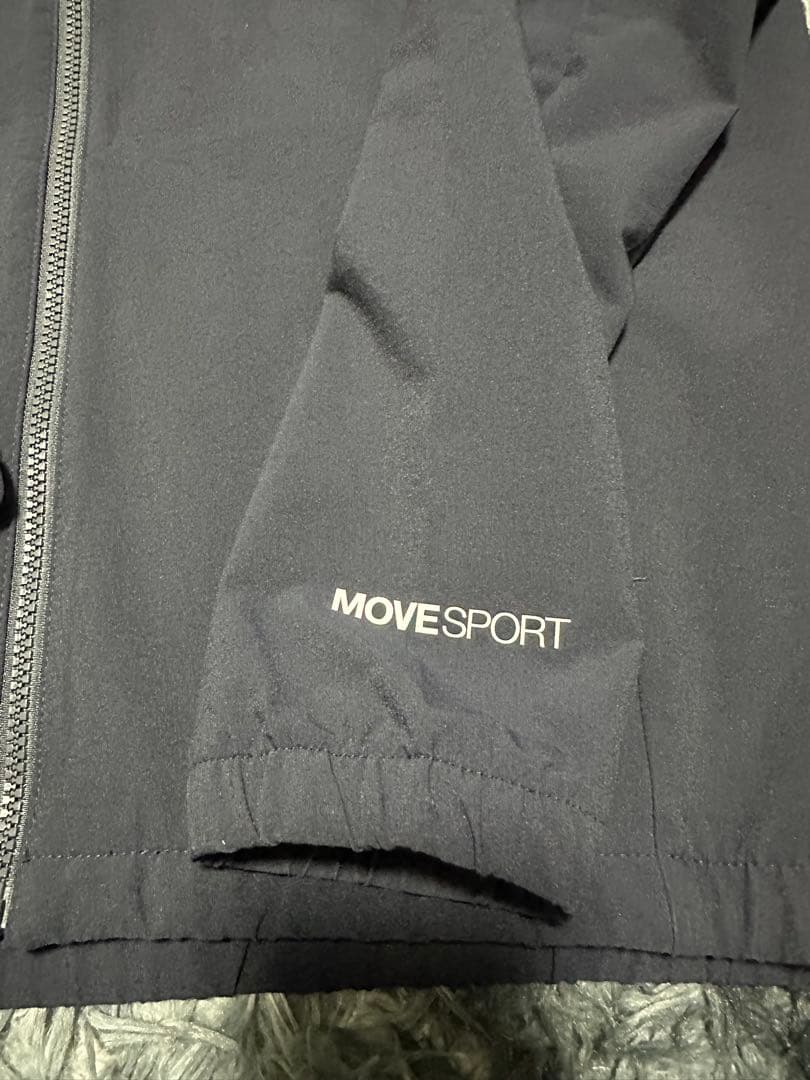 MOVE SPORT フード付きジャケット ダークネイビー