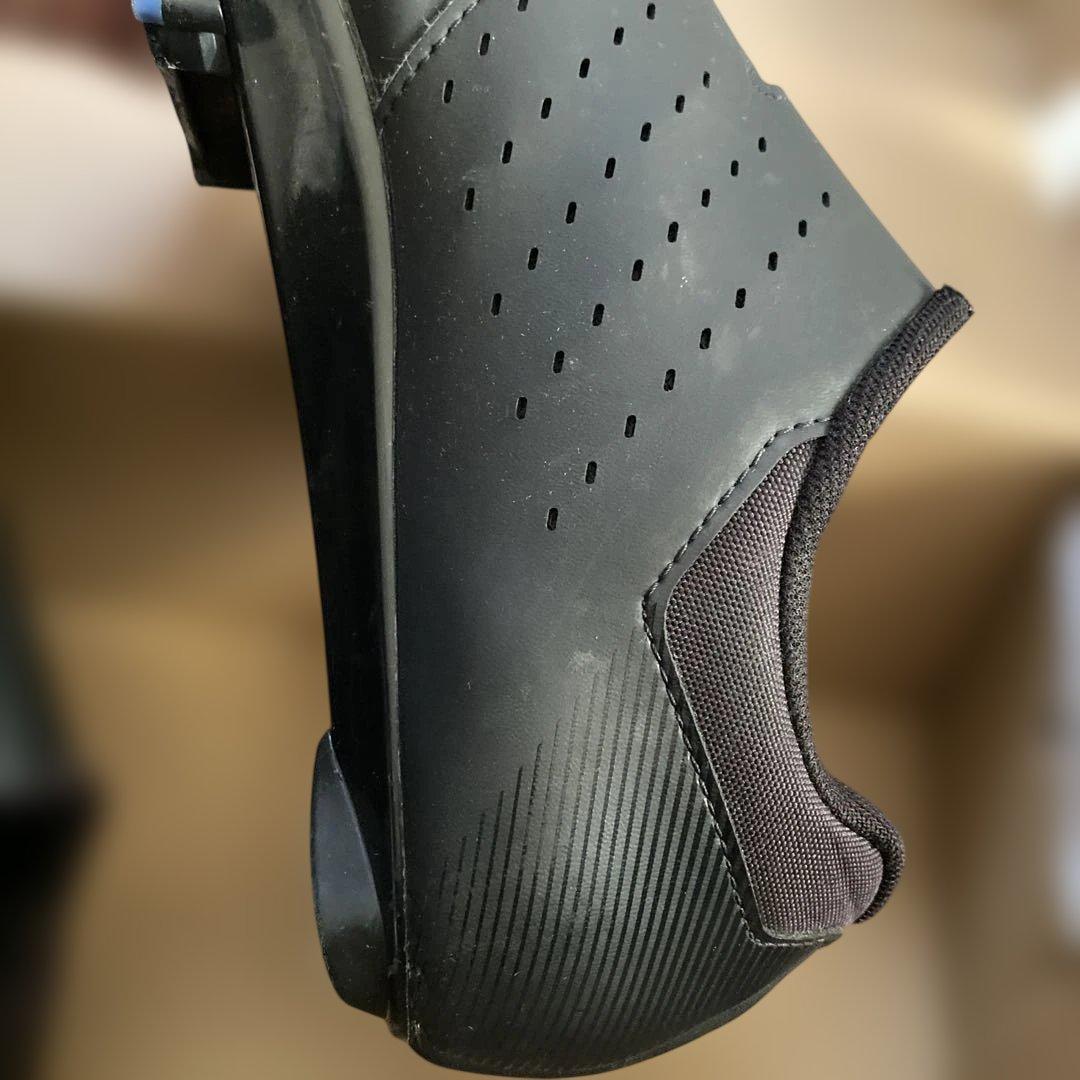 SHIMANO RP4 自転車シューズ BOA ダイヤル ブラック　44
