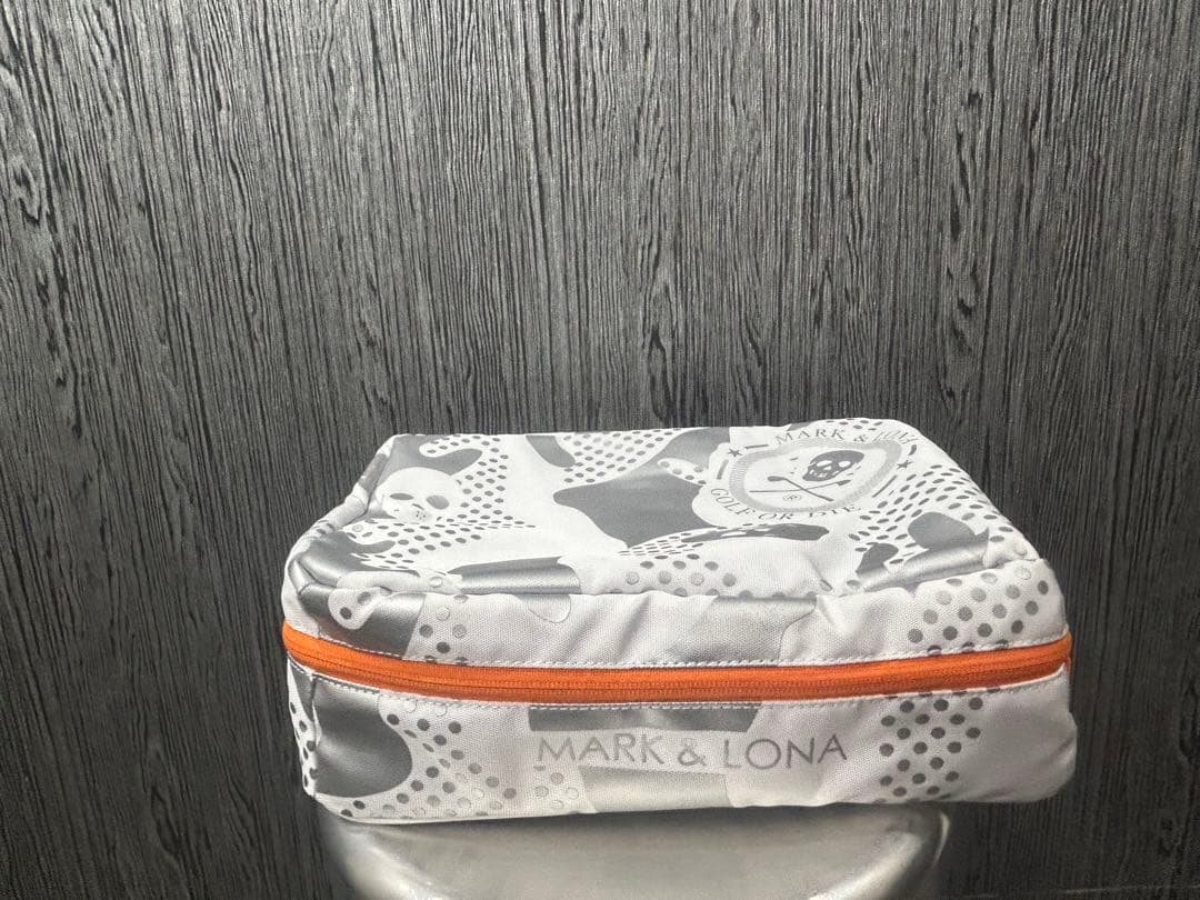 希少品　ASICS ゴルフシューズ BOAシステム ホワイト　セットカラーリング