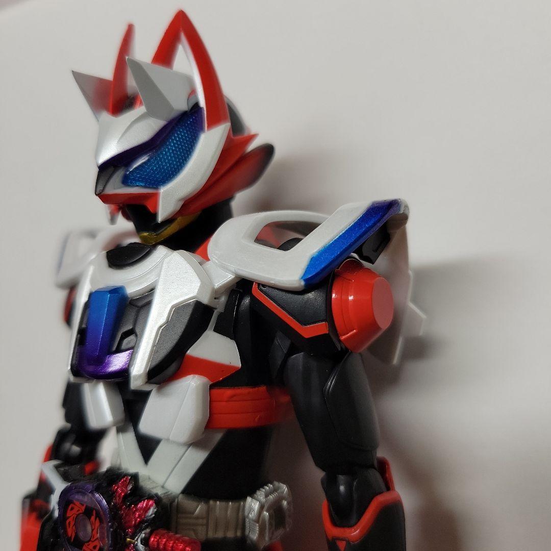 フィギュアーツ　仮面ライダーギーツ　レーザーブースト&ブーストマークII