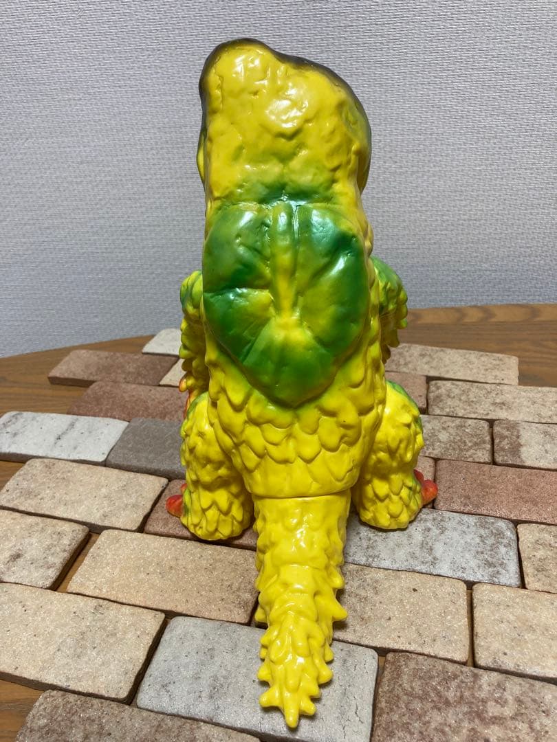 マーミット世紀の大怪獣シリーズ　 ヘドラ山吹色