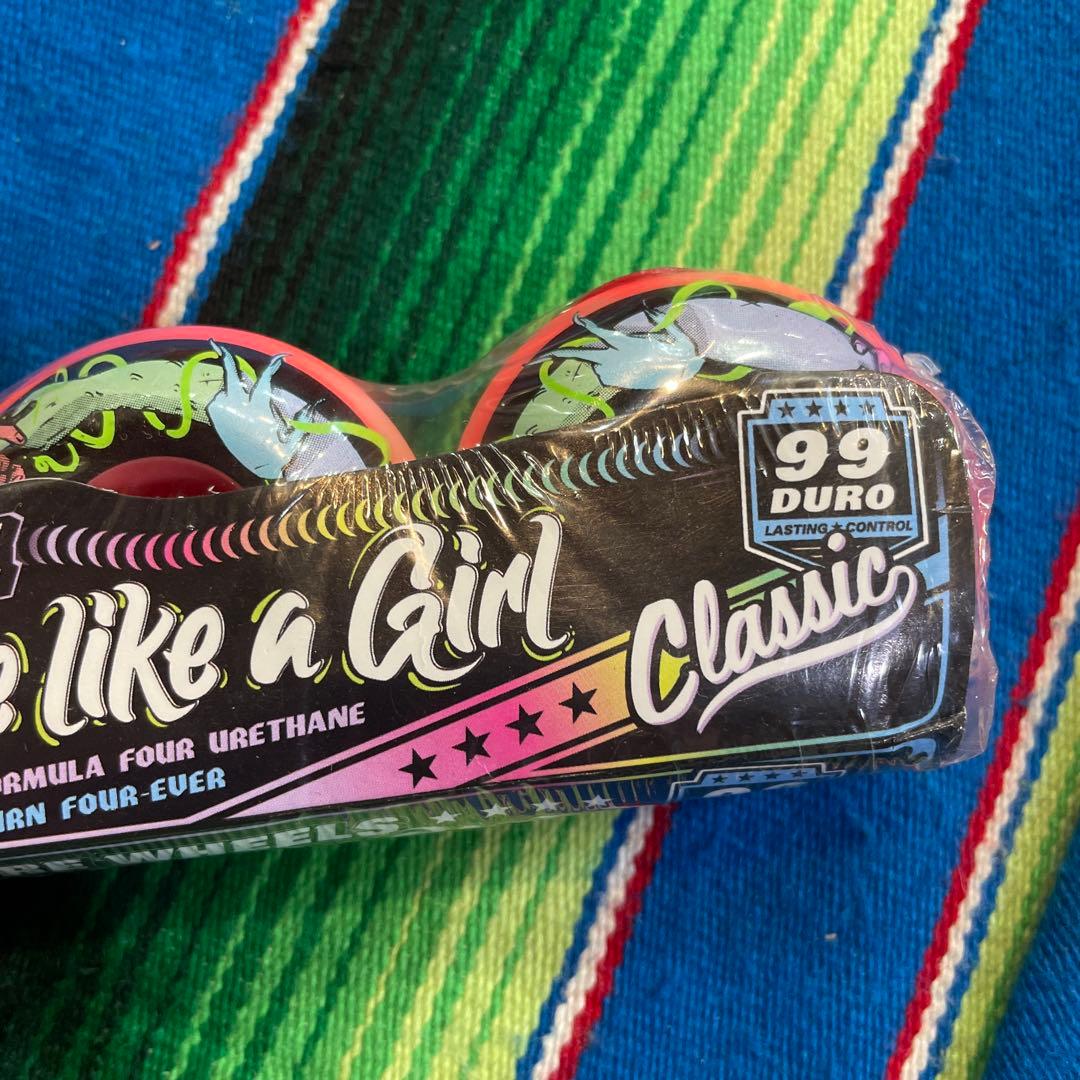 スケートボード SPITFIRE Skate Like a Girl Classic 56mm