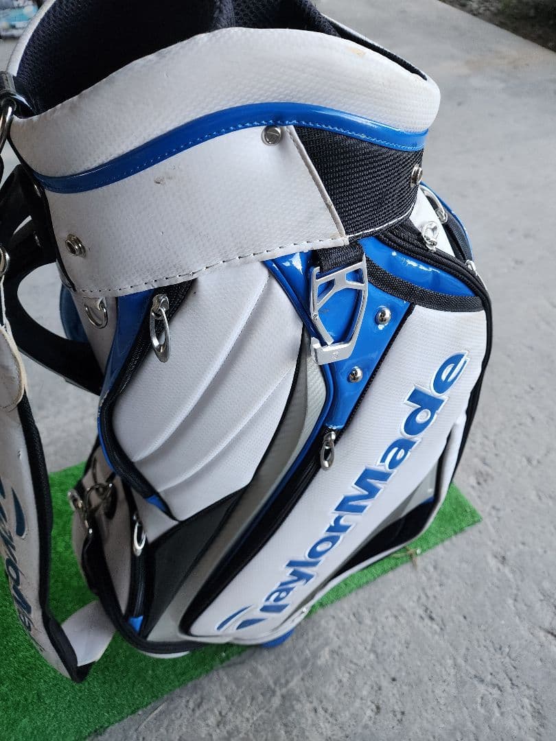 ・お盆最終値下げ　TaylorMade キャディバッグ ホワイト/ブルー