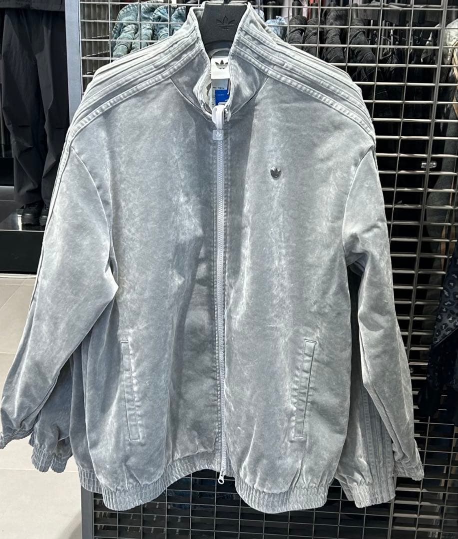 新品L Adidas ファイアーバード トラックトップ　グレー JW7330