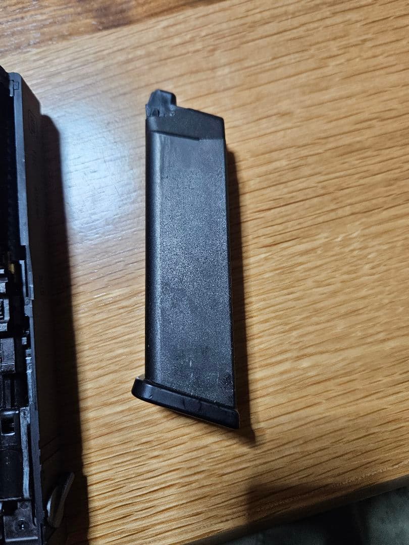 東京マルイ Glock 18 ガスガン 一部損傷あり