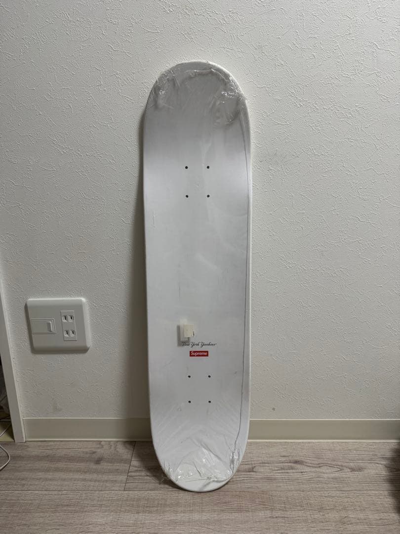 値下げ　Supreme ニューヨーク・ヤンキースデッキ