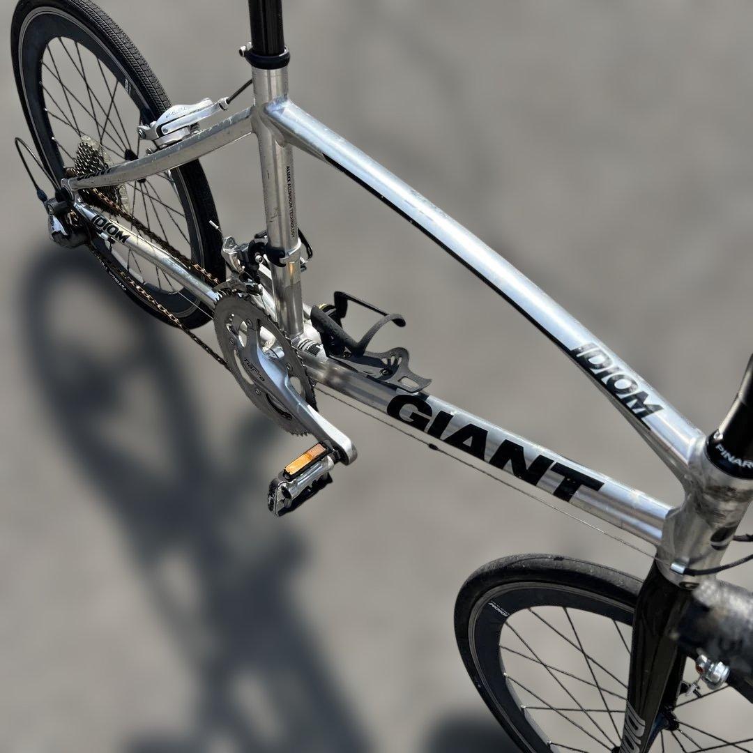 GIANT 折りたたみ自転車 IDIOM アルミ14インチ カーボンパーツ