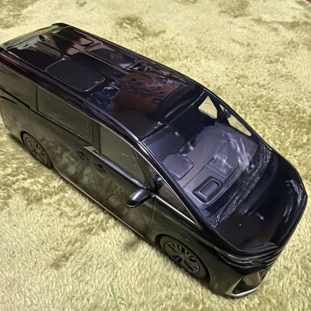 トヨタ ヴェルファイア　ミニカー