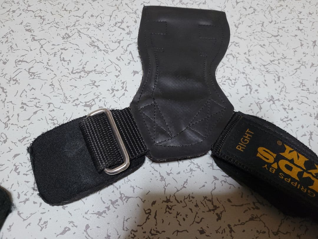GOLD'S GYM パワーグリップ プロMサイズ　リストラップ