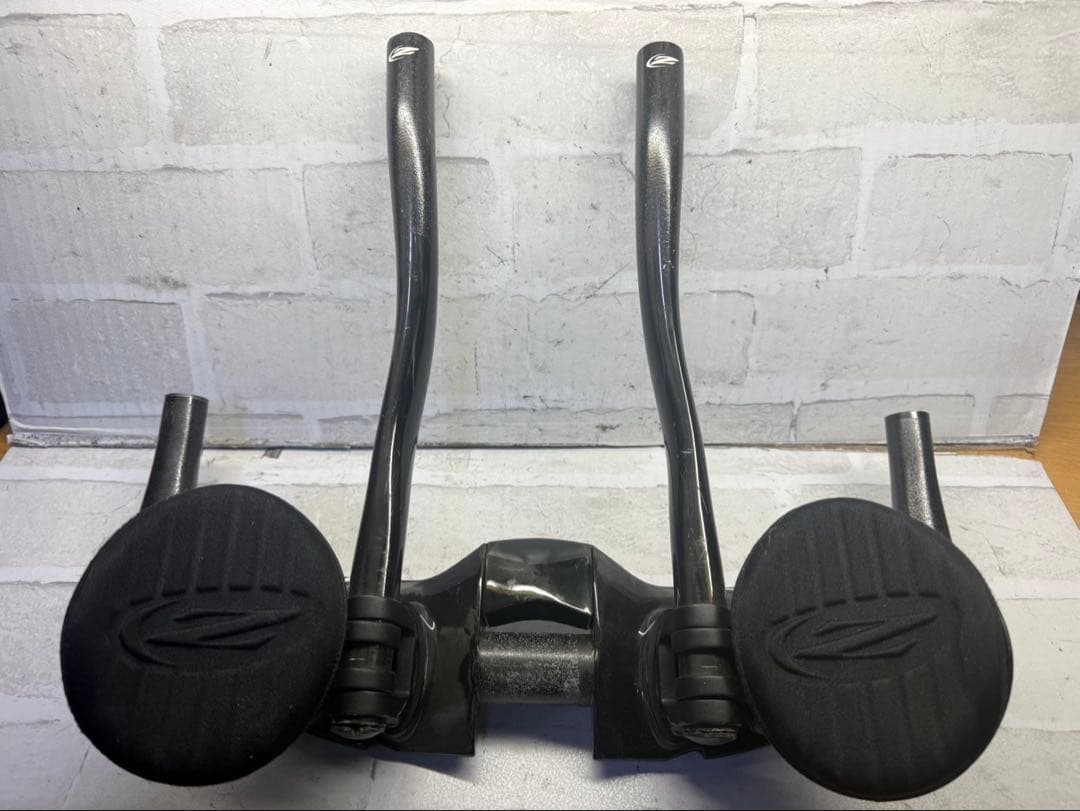 ZIPP VUKA AERO TTバイク　フルカーボンハンドルセット