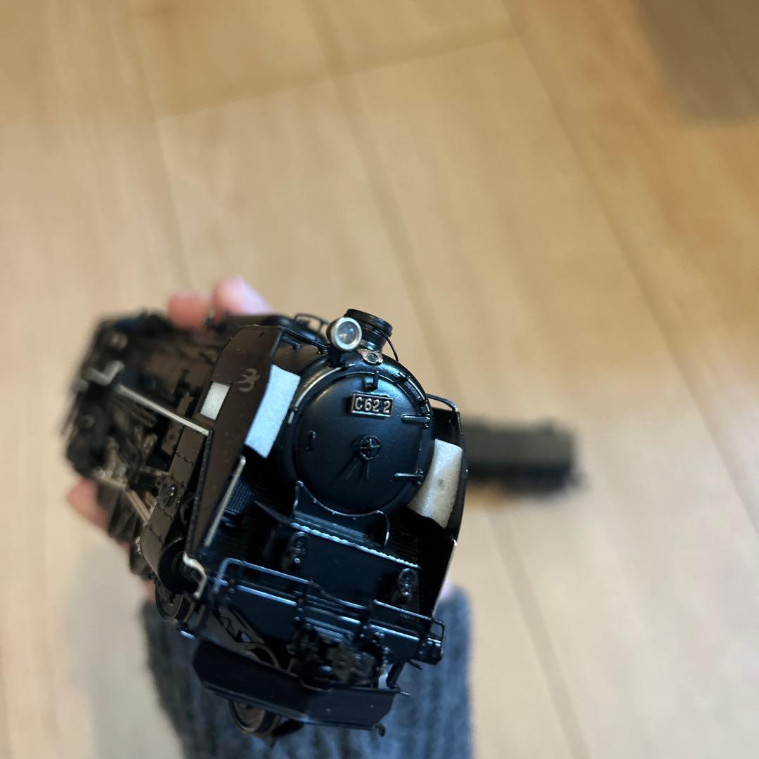 Nゲージ蒸気機関車と貨車のセット