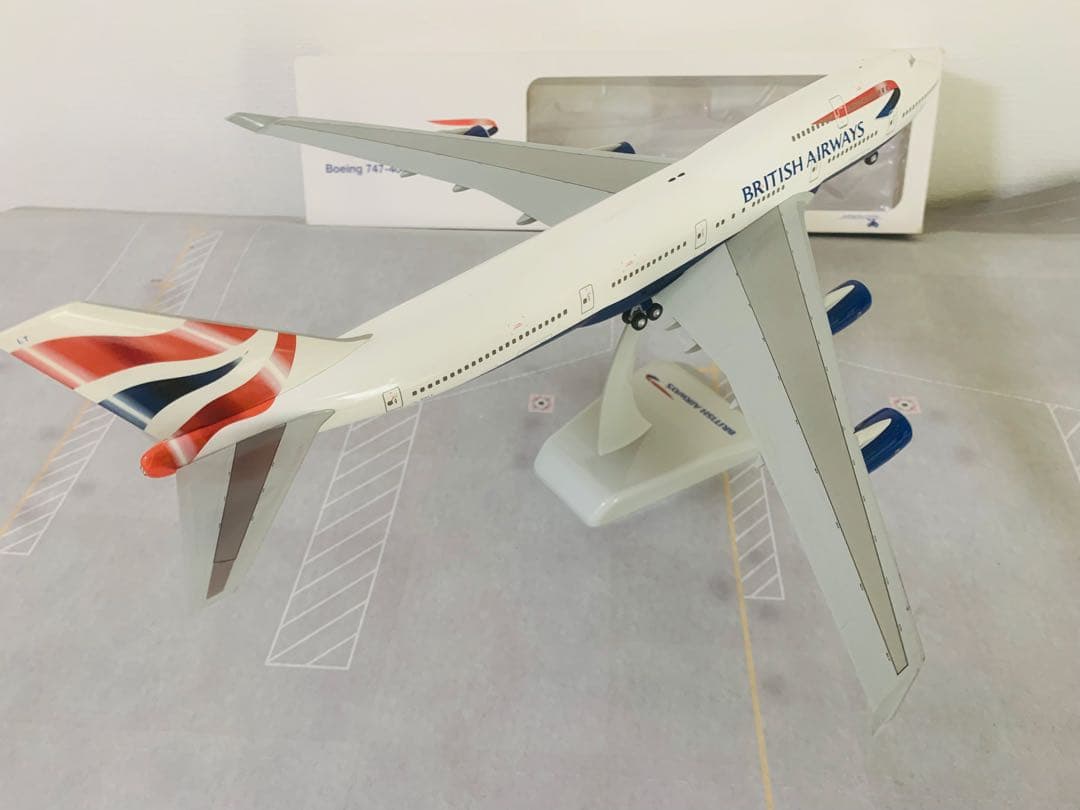 ホーガン製１／２００英國航空Ｂ７４７－４００プラスティック製スナップフィット