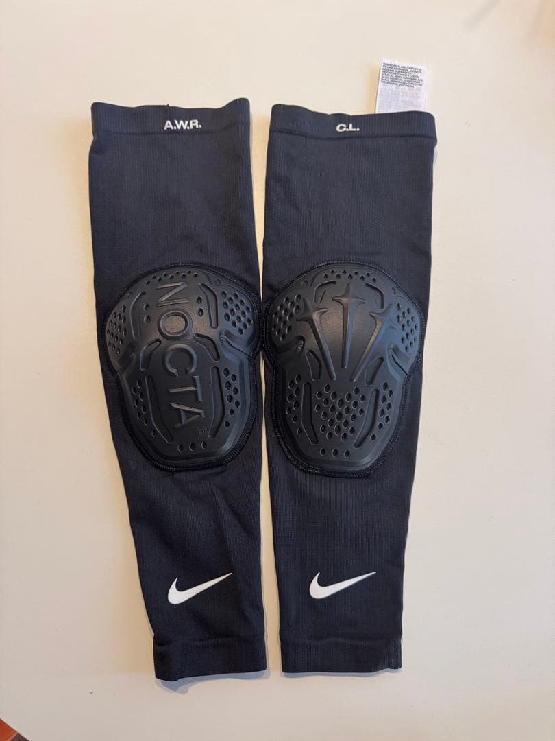 Nike NOCTA アームカバー プロテクター付き ブラック