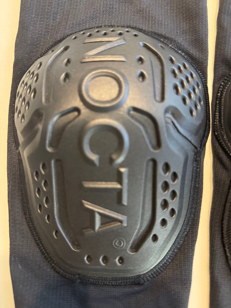 Nike NOCTA アームカバー プロテクター付き ブラック