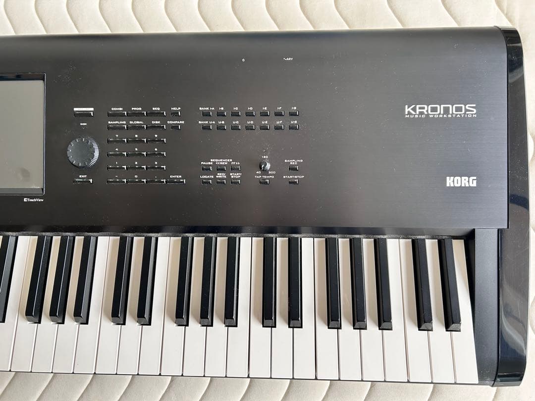 ※都内で手渡し限定※ KORG KRONOS73