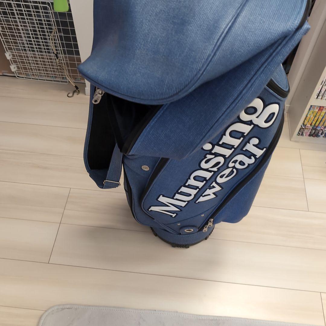 マンシングウェアのゴルフバッグ