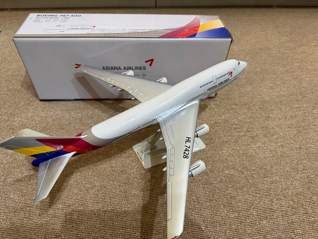 【超稀少】アシアナ航空 A380 1/200サイズ モデルプレーン