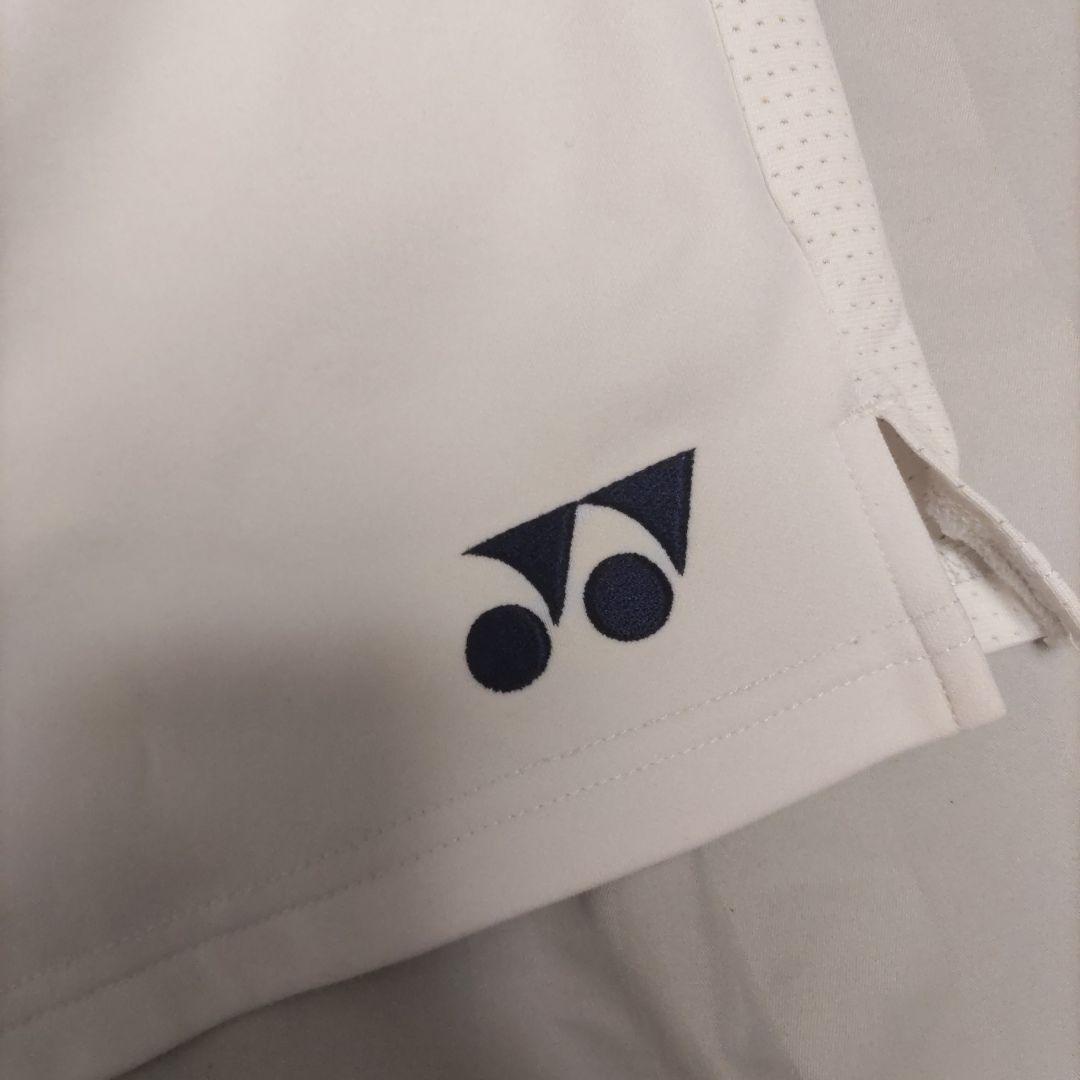 YONEX ホワイトパンツ Lサイズ