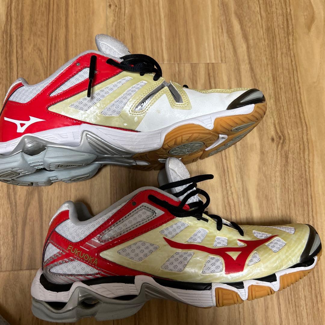 Mizuno Wave Tornado 3 授業用体育館シューズ 26．5cm