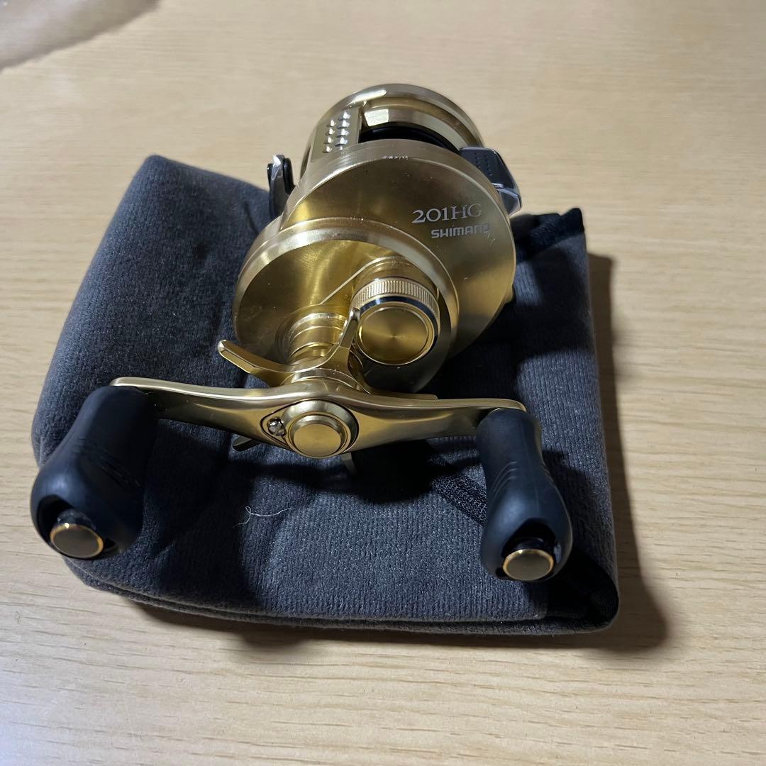 【美品】SHIMANO 15CALCUTTA CONQUEST 201HG