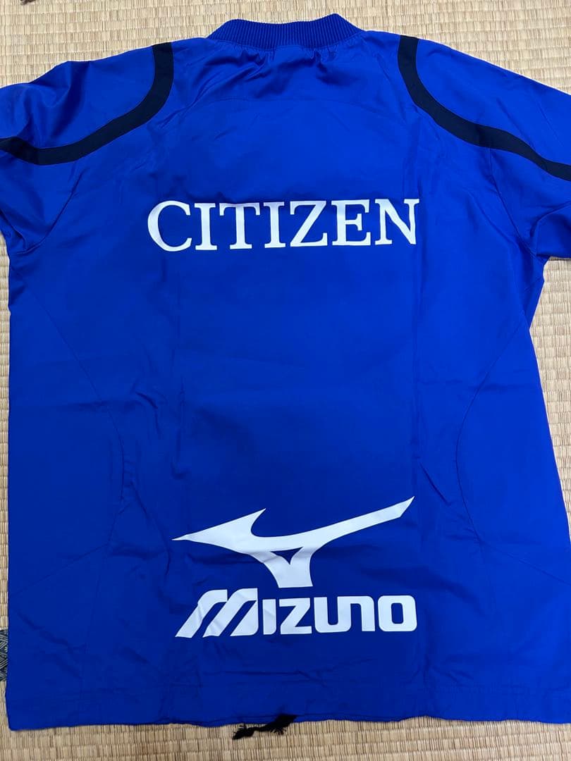 ヴァンフォーレ甲府練習着ピステMizuno ピステ・ウィンドブレーカー L 青