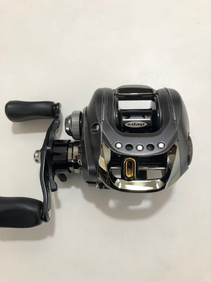 希少・限定deps daiwa ZDV100H