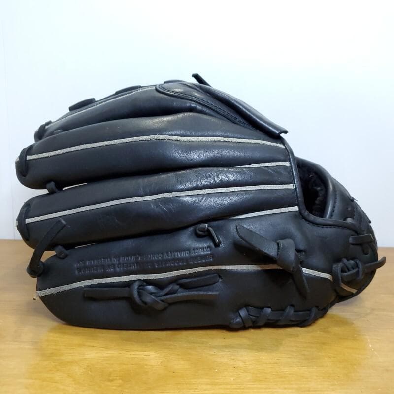 ミズノ MIZUNO 斎藤佑樹モデル 人気商品 レア 美品 投手用 軟式グローブ